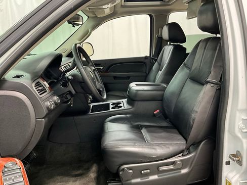 Used 2012 Chevrolet Tahoe LT image 21