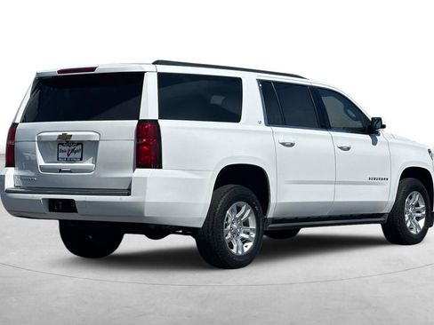 Used 2017 Chevrolet Suburban LT AWD/4WD image 6