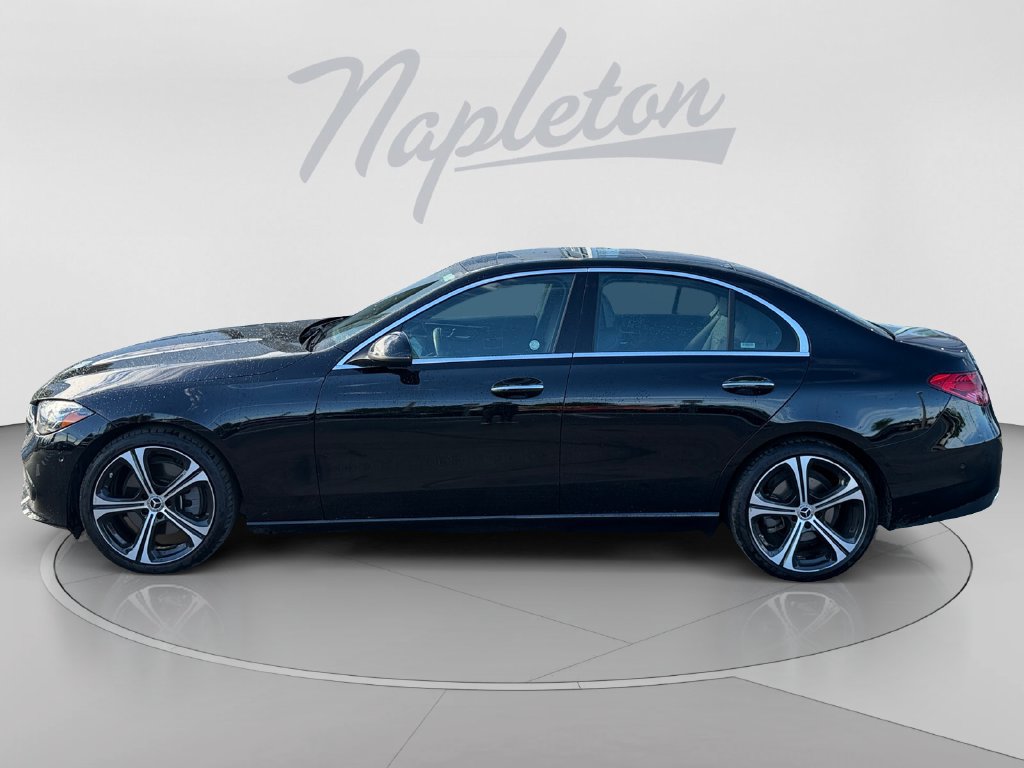 Used 2025 Mercedes-Benz C 300 Sedan image 2