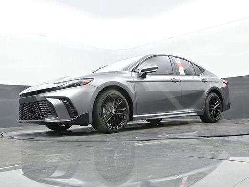 New 2026 Toyota Camry SE FWD image 26