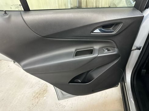 Used 2022 Chevrolet Equinox LT AWD/4WD image 28