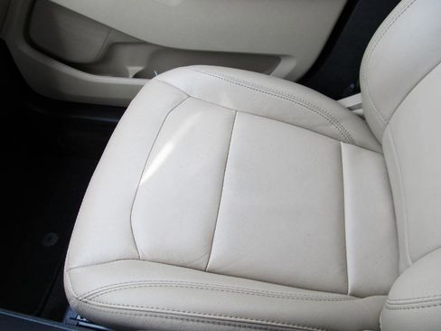 Used 2017 Ford Explorer XLT w/ Equipment Group 202A image 75