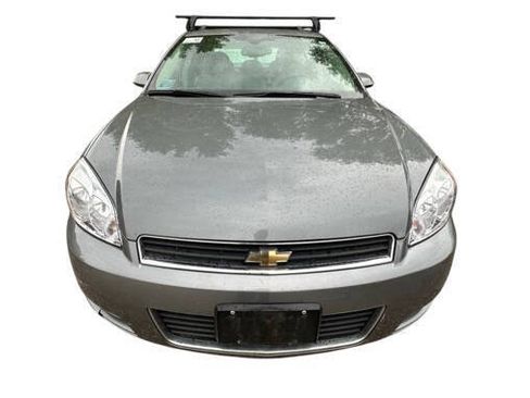 Used 2009 Chevrolet Impala LT w/ Luxury Edition Package FWD image 9