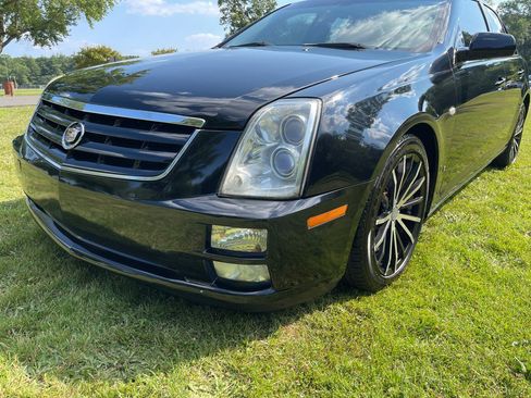 Used 2006 Cadillac STS V8 w/ Preferred Equipment Group RWD image 9