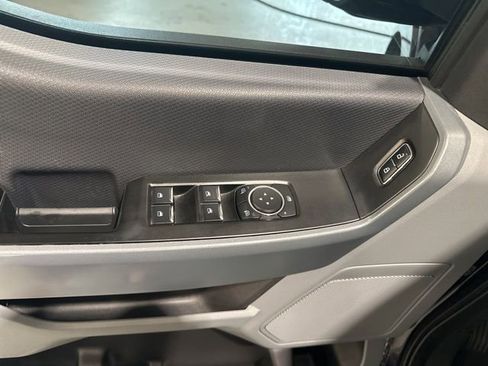 Used 2023 Ford F150 XLT w/ Trailer Tow Package image 12