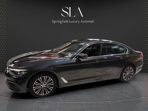 Used 2019 BMW 530i xDrive AWD/4WD image 9