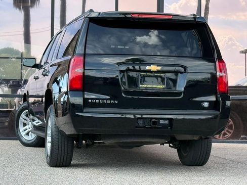 Used 2020 Chevrolet Suburban LT AWD/4WD image 8