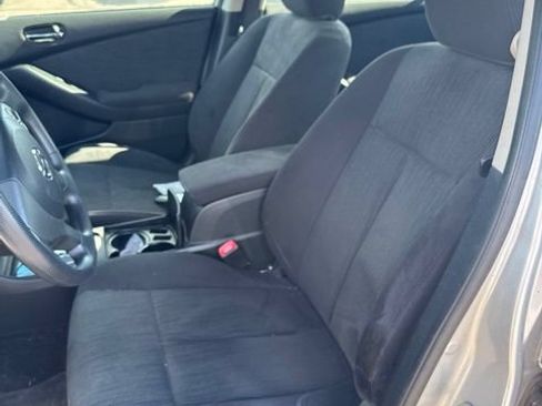 Used 2012 Nissan Altima 2.5 S FWD image 9