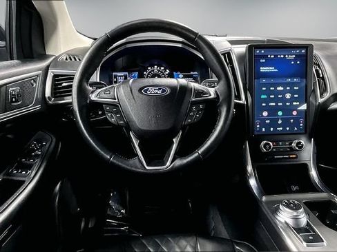 Used 2023 Ford Edge Titanium w/ Cargo Accessory Package AWD/4WD image 9