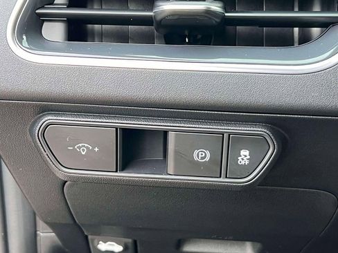 Used 2025 Kia K4 EX image 18