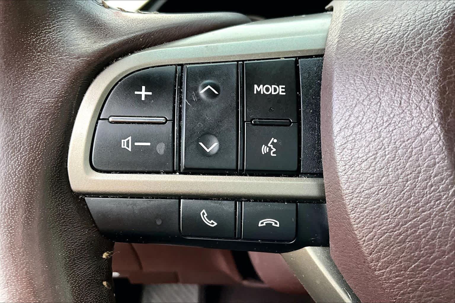 Used 2017 Lexus RX 350 FWD w/ Luxury Package image 23