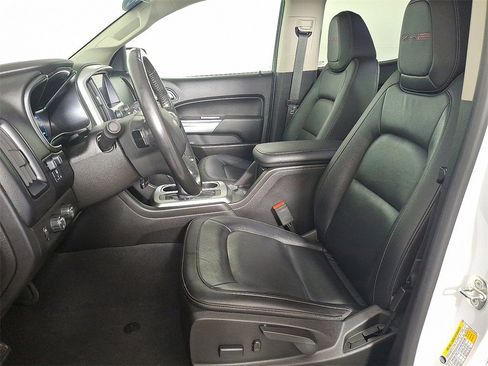 Used 2019 Chevrolet Colorado ZR2 image 16