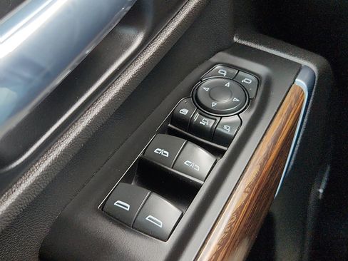 New 2025 GMC Sierra 1500 AT4 w/ AT4 Premium Package AWD/4WD image 14
