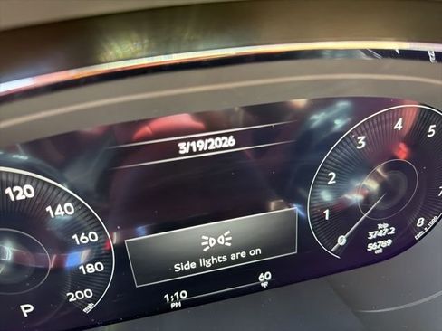 Used 2022 Bentley Bentayga image 10