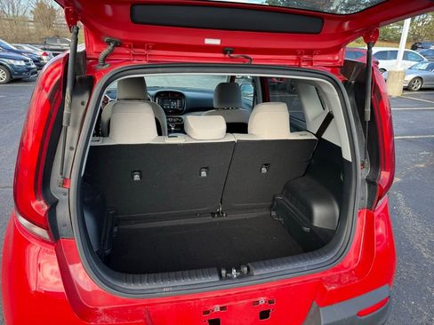 Used 2021 Kia Soul LX image 5