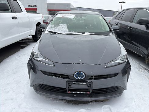 Certified 2022 Toyota Prius L Eco image 3