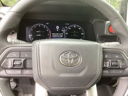Certified 2025 Toyota Tacoma TRD Sport image 17