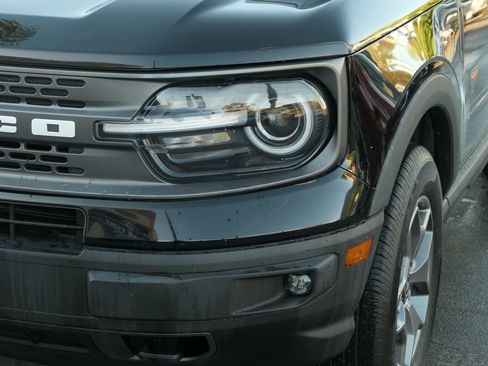 Used 2022 Ford Bronco Sport Badlands image 10