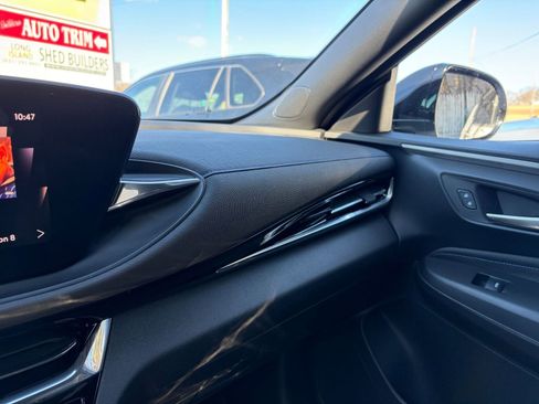 Used 2025 Buick Envista Sport Touring image 34