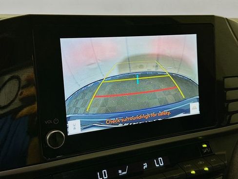 Used 2025 Toyota Camry LE image 17