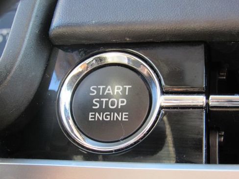 Used 2023 Mitsubishi Outlander SE FWD image 27