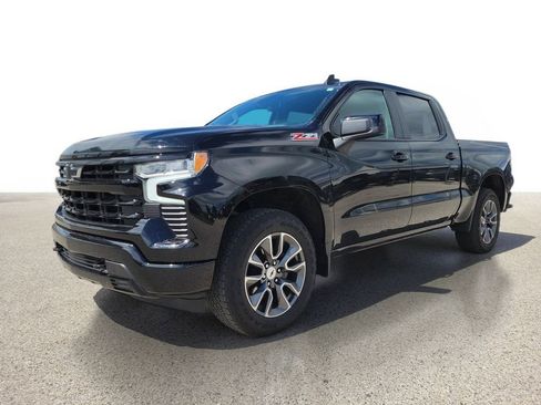 Used 2023 Chevrolet Silverado 1500 RST AWD/4WD image 2