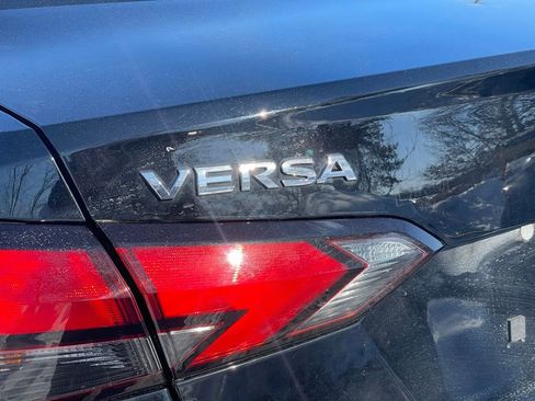 Certified 2022 Nissan Versa SV w/ Trunk Package image 26
