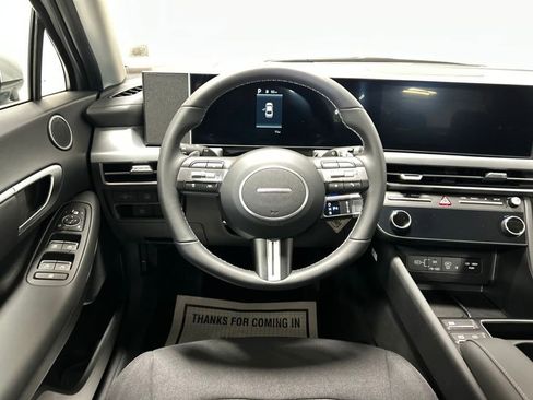 New 2025 Hyundai Sonata SEL image 13