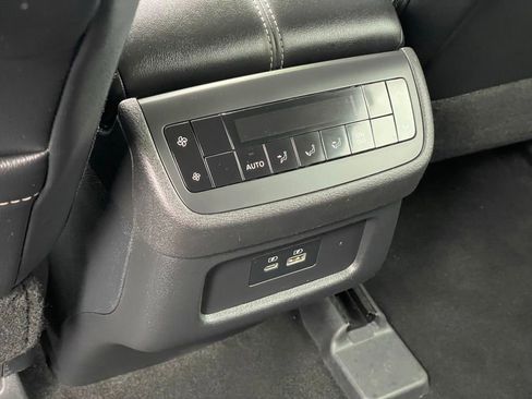 Certified 2023 Nissan Pathfinder SL AWD/4WD image 11