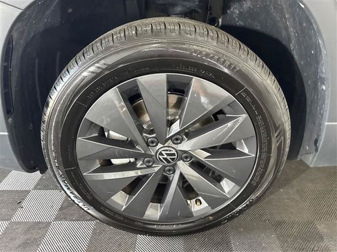 Used 2024 Volkswagen Taos S FWD image 30