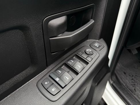 Used 2024 RAM 3500 Tradesman w/ Convenience Group image 30