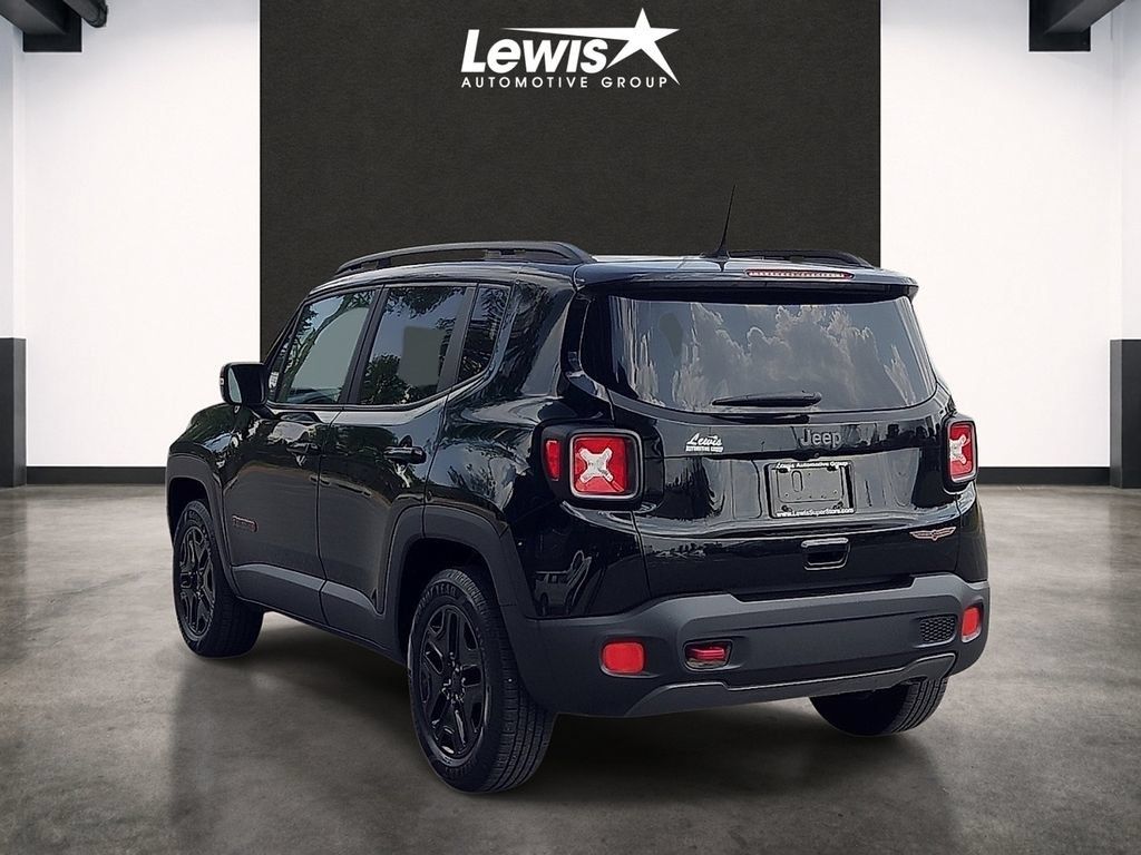 Used 2018 Jeep Renegade Trailhawk w/ Cold Weather Group II AWD/4WD image 3
