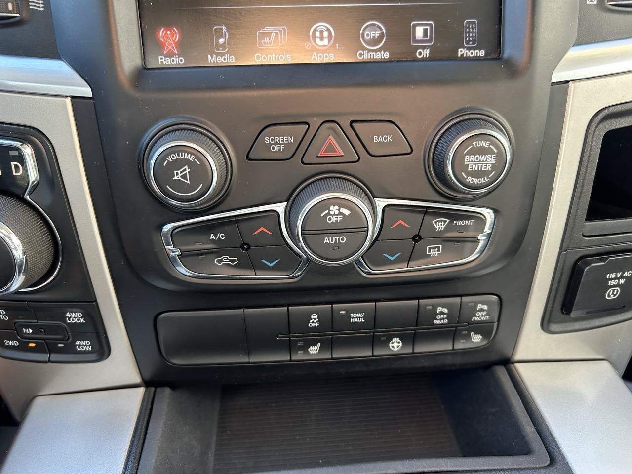 Used 2017 RAM 1500 Big Horn AWD/4WD image 25