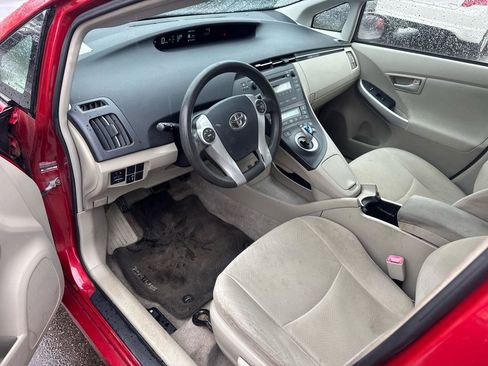 Used 2010 Toyota Prius Three image 9
