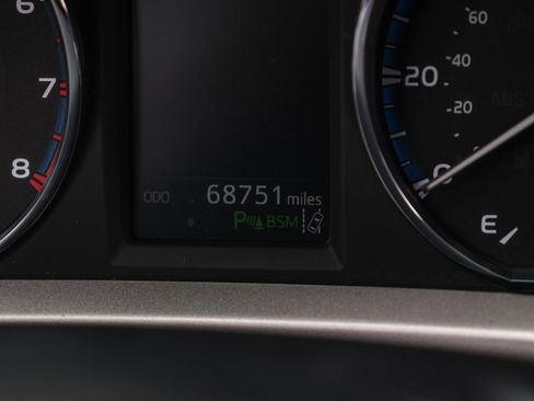 Used 2017 Toyota RAV4 Limited FWD image 21