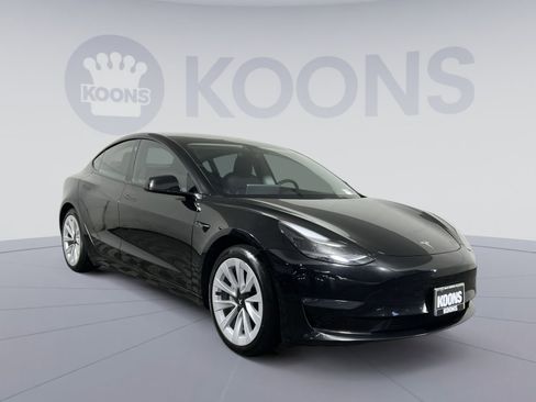 Used 2021 Tesla Model 3 Long Range image 10