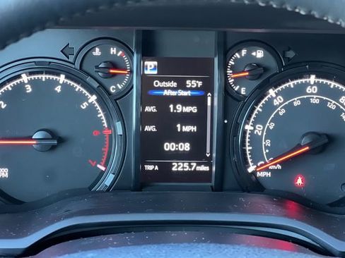 Used 2022 Toyota 4Runner SR5 RWD image 35