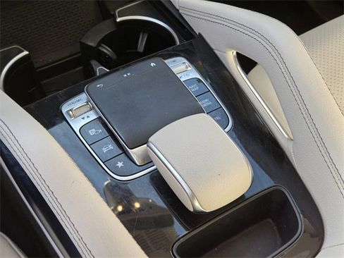 Used 2020 Mercedes-Benz GLE 350 4MATIC image 23