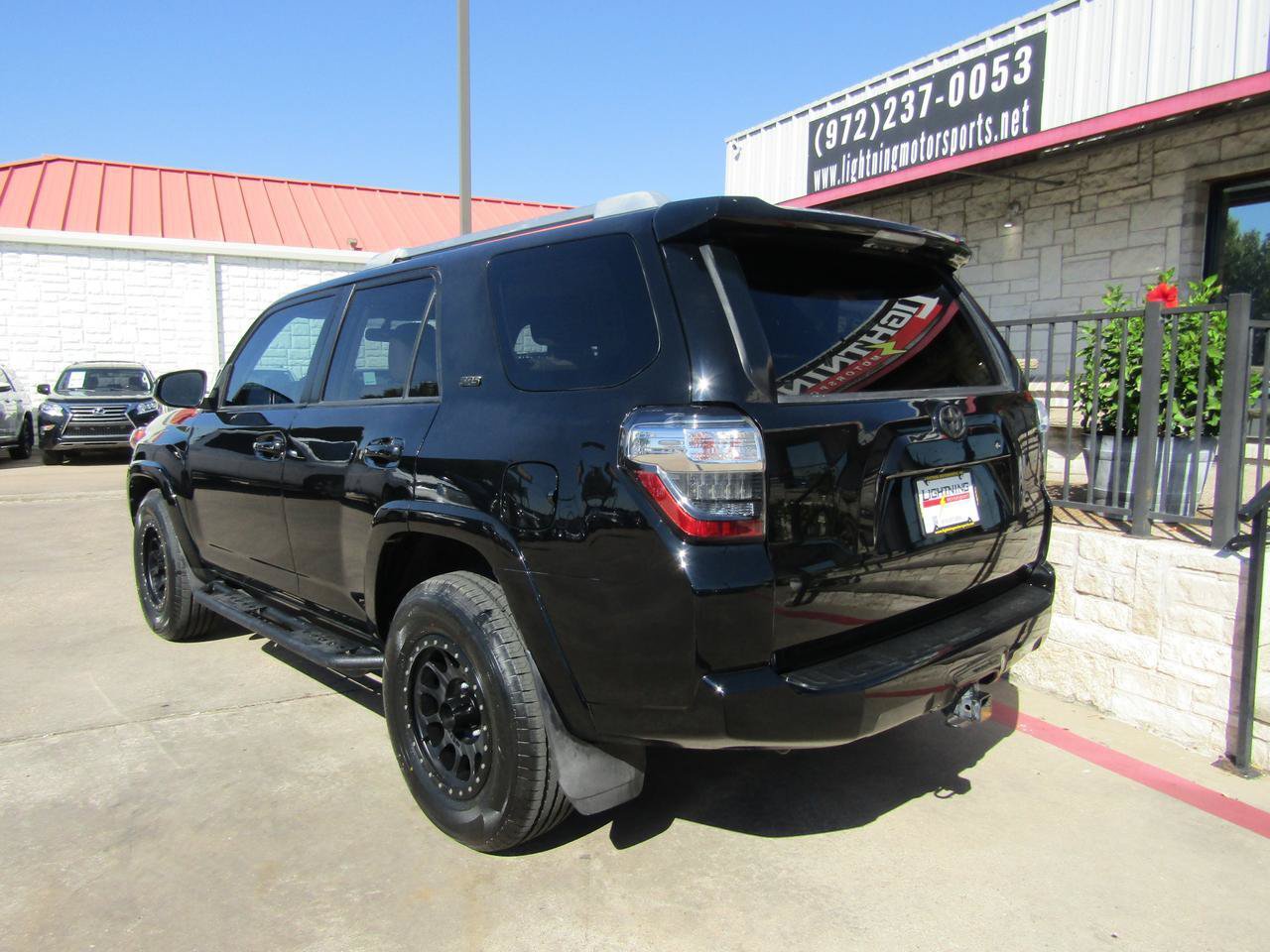 Used 2018 Toyota 4Runner SR5 RWD image 3