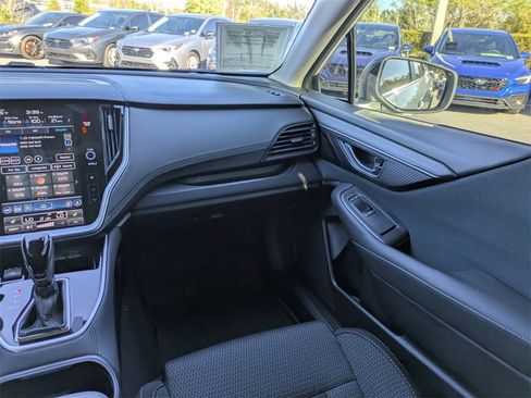 Certified 2025 Subaru Outback Premium w/ Popular Package #1A image 16