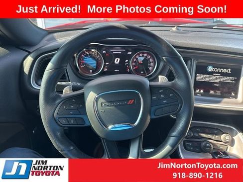 Used 2022 Dodge Challenger R/T Scat Pack RWD image 7