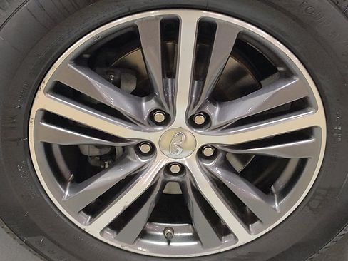 Used 2019 INFINITI QX60 Luxe w/ Essential Package FWD image 31