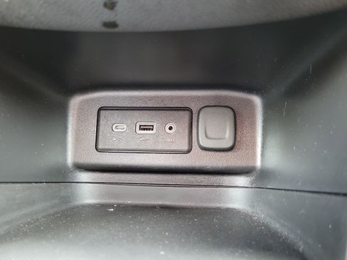 Used 2022 Chevrolet Equinox LT image 33