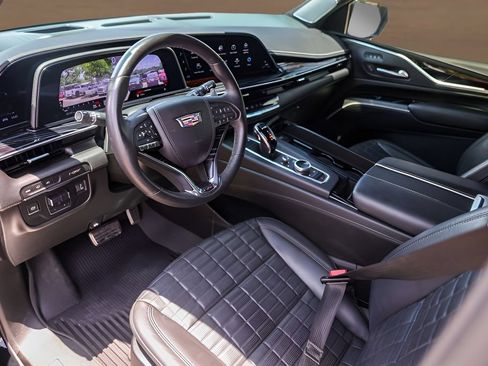 Certified 2023 Cadillac Escalade V AWD/4WD image 10