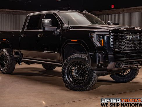 Used 2025 GMC Sierra 3500 Denali Ultimate image 1