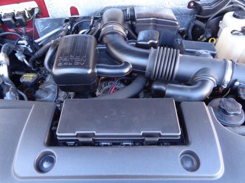Used 2013 Ford Expedition EL Limited AWD/4WD image 31