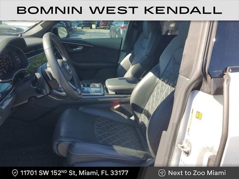 Used 2023 Audi SQ8 Prestige w/ Prestige Package image 24