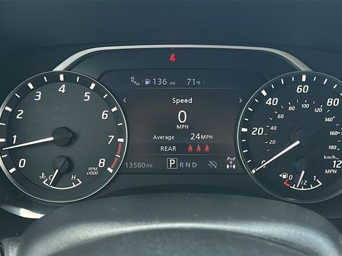 Used 2024 Nissan Frontier SL w/ Technology Package AWD/4WD image 15