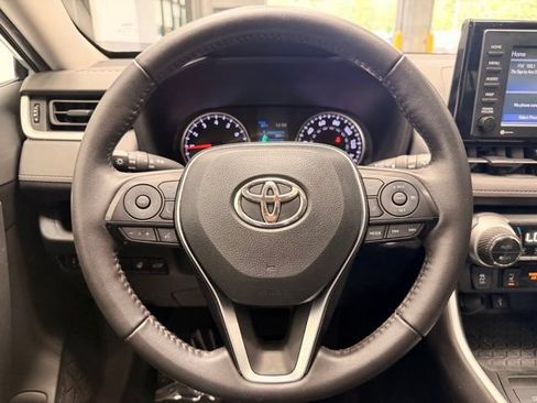 Used 2020 Toyota RAV4 XLE w/ Convenience Package AWD/4WD image 28