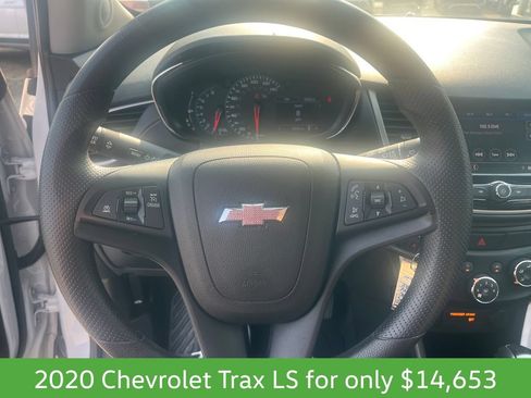 Used 2020 Chevrolet Trax LS w/ Tint and Cruise Package AWD/4WD image 13